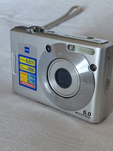 Sony cybershot dsc w30 - dsc-w30, 6mp