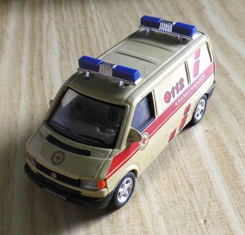 Krankenwagen - "",
