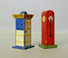 Fernsprecher und Zapfsäule