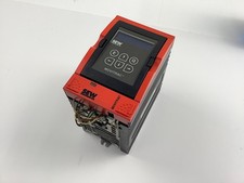 SEW Eurodrive Movitrac 31C011-503-4-00 0..400Hz 3.2A AC 2.2kVA Antriebsumrichter