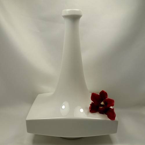 Kpm berlin vase funkturm entw - kpm,