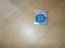 Pin von Dior Addict  Parfums,ca.:4,5  cm,neu,schwarz-rot-blau-grün