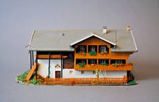 Kibri  / Großes Bauernhaus / Schwarzwaldhaus  aus Rückbau  ( H 8 )