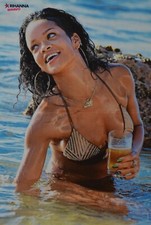 RIHANNA - A3 Poster 42x28cm -