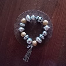 Damen Esprit Armband Esprit  silber   farbenen Modeschmuck mit Holzkugeln.