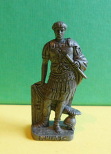 Ferrero Ü-Ei Metall Figur Nr