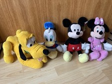 4x Disney Figuren Kuscheltiere Minnie Mickey Donald Pluto