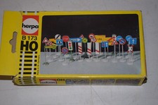 Herpa B173 Straßenschilder Verkehrsschilder Verkehrszeichen 1:87 H0 NEU mit OVP
