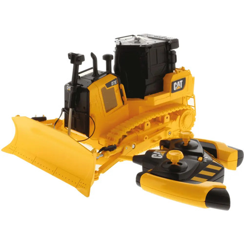 Cat d7e bulldozer - 1:35,