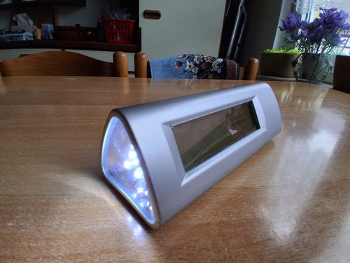 Digitaler wecker mit led - mit,