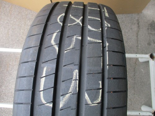 225 r18 92y - 225/40, goodyear