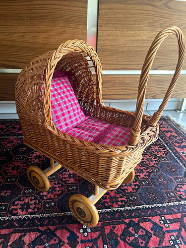 Vintage korb puppenwagen mit - korb-puppenwagen,