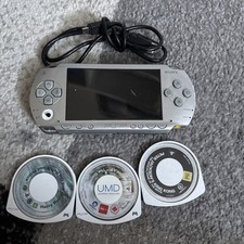 Sony PSP 3004 – Silber –