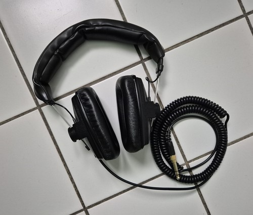 Beyerdynamic 100 - beyerdynamic,