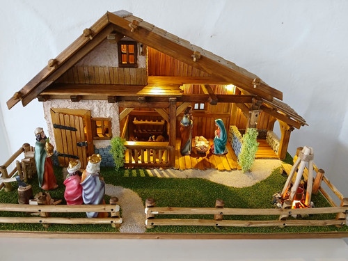 Weihnachtskrippe aus holz mit - holz,