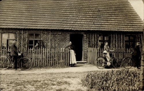 Foto anwohner vor einem - vor,