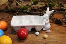 Eierkarton f.6 Eier mit Hase aus Dolomit, L 20 cm, B 10,5 cm, Eierschale, Ostern