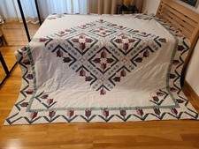 Seltenes Fundstück.  Vintage Quilt Tulip. Original amerikanischer Quilt