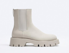 Zara Boots 40 Off White - New