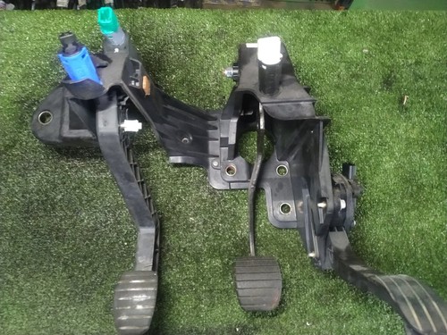 Vollständiges pedal renault - vollstÄndiges,