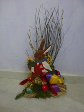 Frühlingsdeko Tischdeko Ostern Holzhase auf Holzplatte, ca. H 38 x B 24 x T 10cm