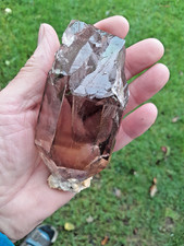 Rauchquarz Einzel- Kristall aus den Schweizer Alpen Wasserklar Naturbelassen