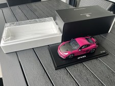 Spark Porsche 718 Cayman GT4 RS 1:18 Sternrubin Ruby Star