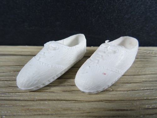 Alte weiche weiße sportschuhe - weiche,