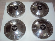 4 Radkappen für Volvo 140 + 164 Baujahre bis 1970 Art. Nr 677282