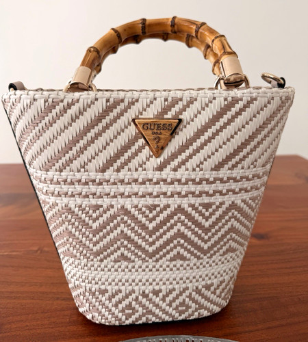 Guess handtasche wie neu - -,