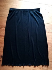 43% Seide, 40% Viscose, 17%