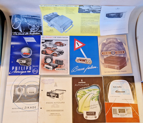Zeitgenössische auto radio - 11,