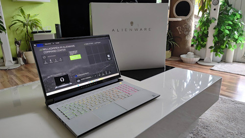 Alienware m17 3 - m17, 17,3"