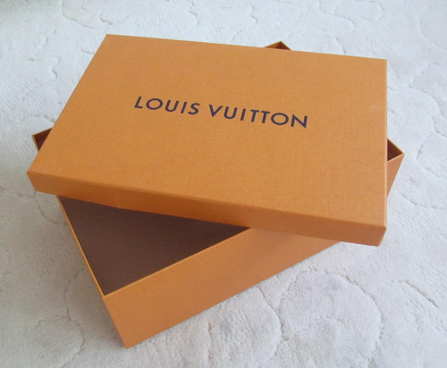 Louis vuitton box - -,
