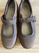 MBT Suede Brown Mary Jane’s