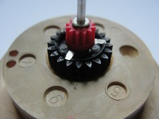 GRUNDIG RR 2000 RPC 2000-3 RPC 2500-2 RR 350 Zahnrad GRUNDIG CB 320 Laufwerk