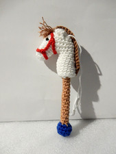 NEU Weihnachten gehäkelt Steckenpferd weiss Baum Schmuck Handarbeit Baumwolle