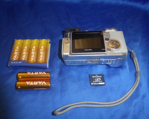 Fujifilm finepix e550 - fujifilm,