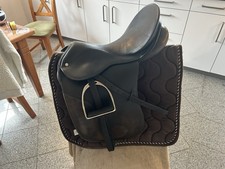 Brauner Dressursattel 17,5 Zoll aus Leder von Jürgen Loesdau
