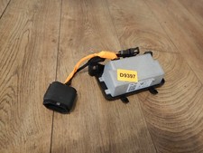 Spannungswandler mit Steckdose VW Passat CC 3C Skoda Octavia 5E 150W 230V 50Hz