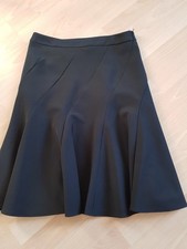 Schöner schwarzer Rock