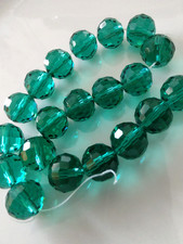 20 Glasschliffperlen, rund