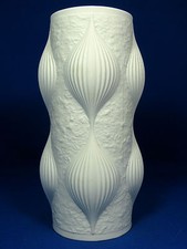 Unusual shaped 70´s Hutschenreuther Pop Art Design relief porcelain vase 21,5 cm