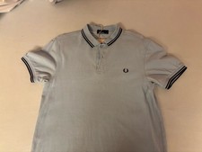 fred perry poloshirt herren kurzarm grösse M hellblau mit dukelblauen streifen