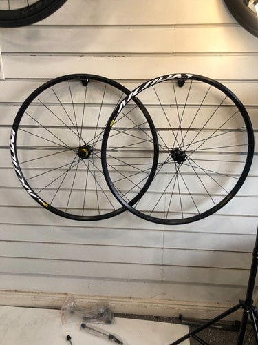 Neue unbenutzte mavic aksium - mavic,