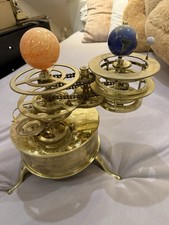 Orrery Solarsystem aus