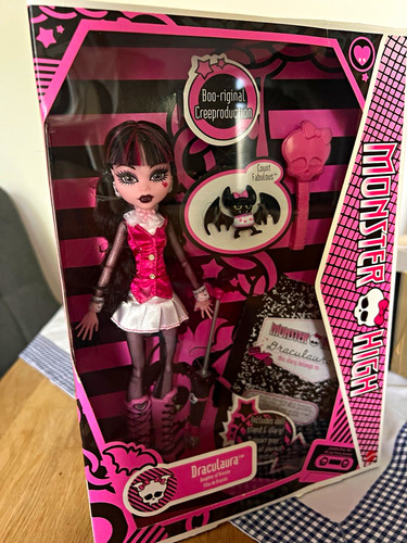 Monster high draculaura - high,
