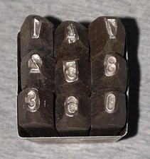 Alte DDR Schlagzahlen 0-9 4mm