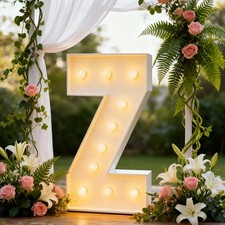 Licht auf Buchstaben, weiße