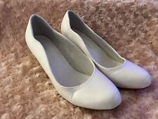Wunderschöne weisse Pumps Hochzeitsschuhe Trauung Damen Schuhe Perlweiss Gr. 39